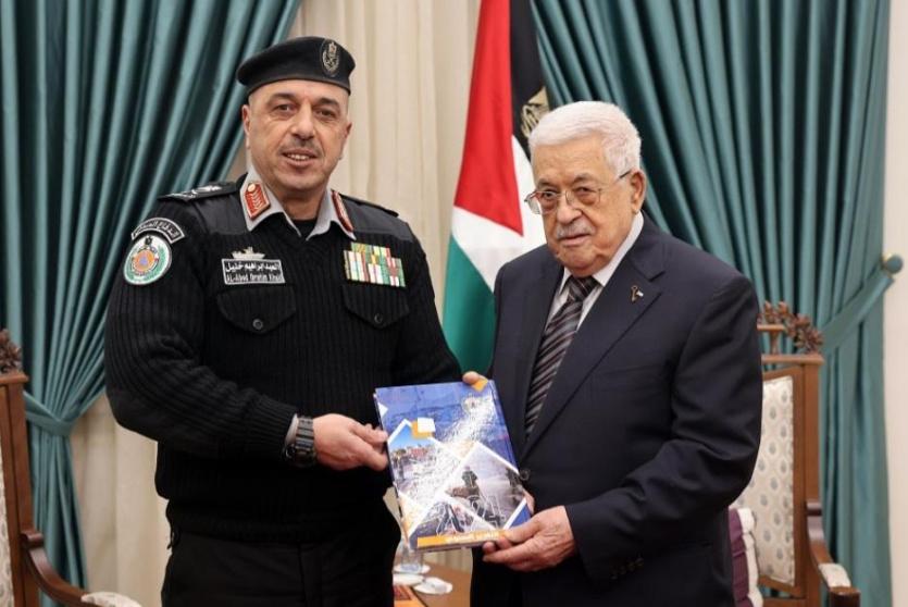 الرئيس عباس يتسلم تقرير الدفاع المدني السنوي لعام 2024
