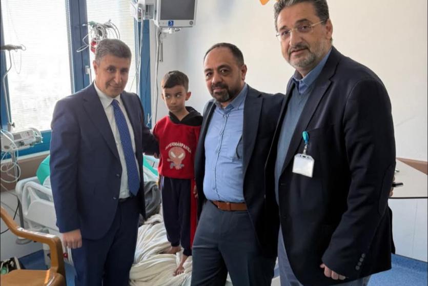 بروفيسور مصري يجري عمليات قلب مفتوح بتقنية تستخدم لأول مرة