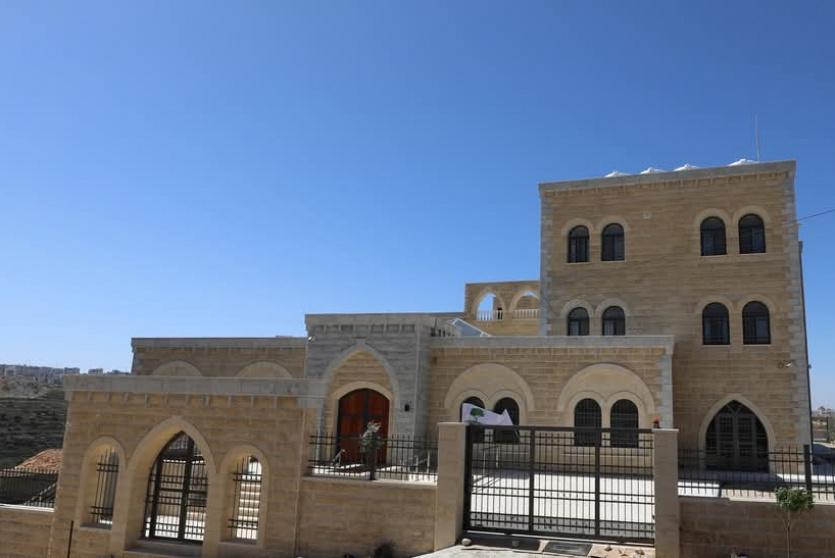 استكمال بناء المركز التراثي لتمكين المرأة والشباب شمال رام الله