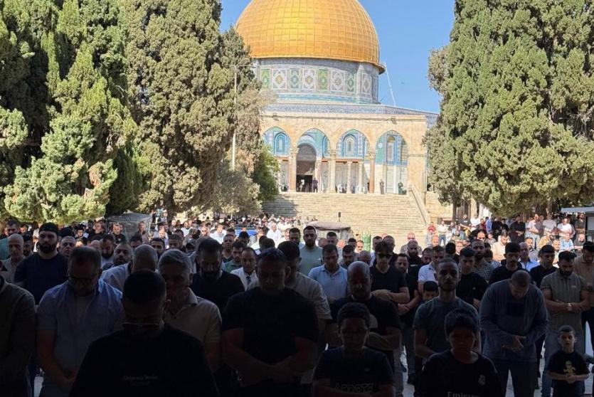 من صلاة الجمعة اليوم