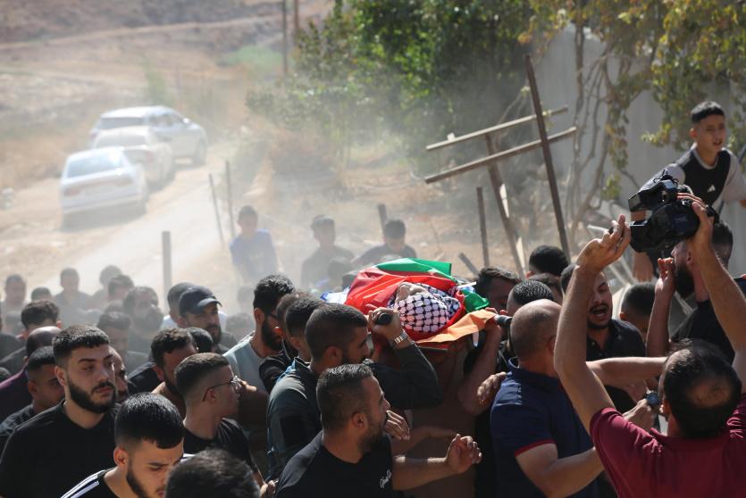 تشييع جثمان الشهيد عبد الرحمن دراوشة في الفارعة جنوب طوباس