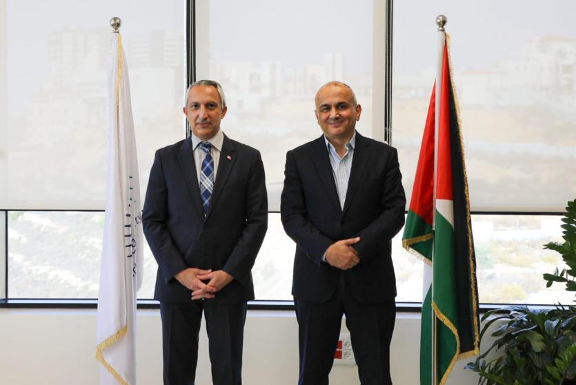 رئيس هيئة سوق رأس المال يلتقي بالسفير التركي لدى فلسطين