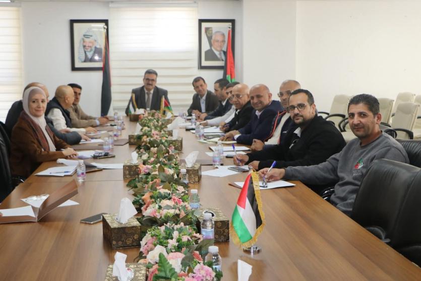 وزارة الزراعة تعقد اجتماعًا تشاركيًا مع اتحاد شركات مصدري التمور 