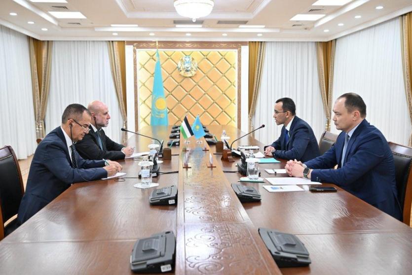 جانب من اللقاء 