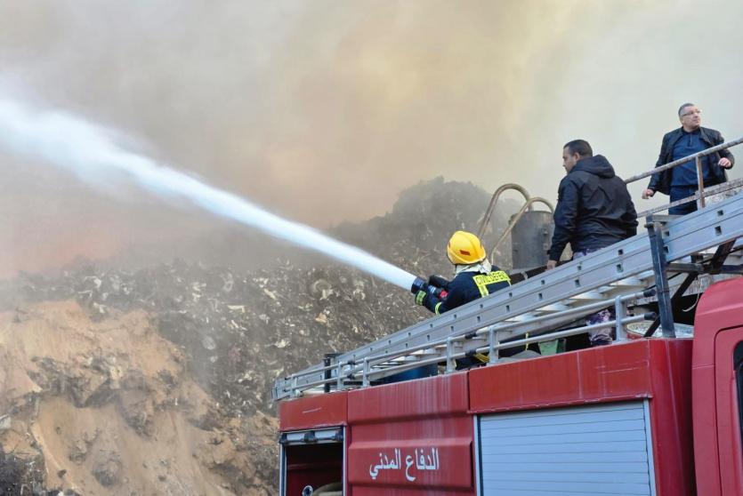 جانب من الحريق