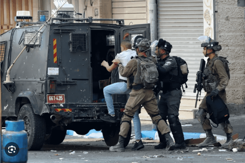 اعتقال مواطن -أرشيف-