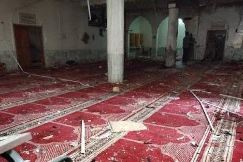 عشرات القتلى والجرحى في انفجار داخل مسجد بالباكستان