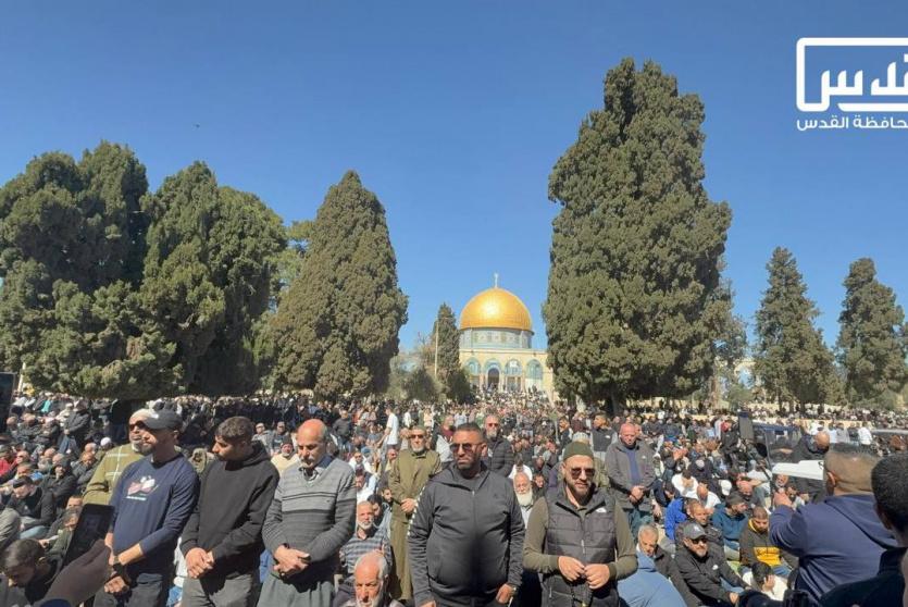 صلاة الجمعة الاولى من رمضان في المسجد الأقصى