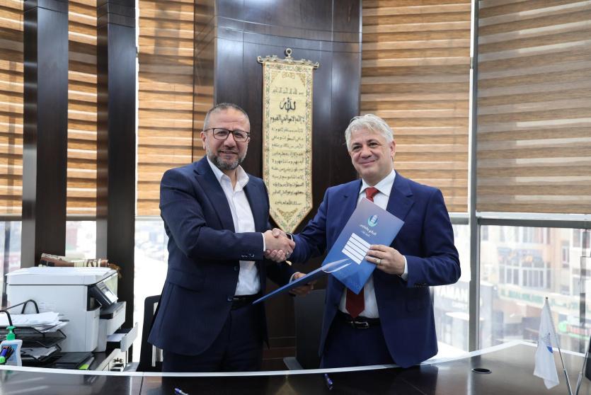 خلال توقيع الاتفاقية