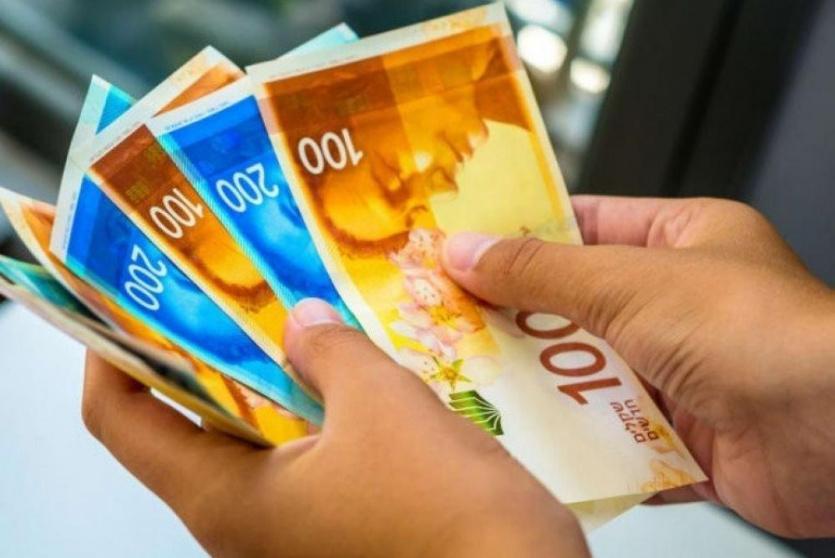 المالية تعلن صرف دفعة على حساب الراتب لموظفي القطاع العام غدا