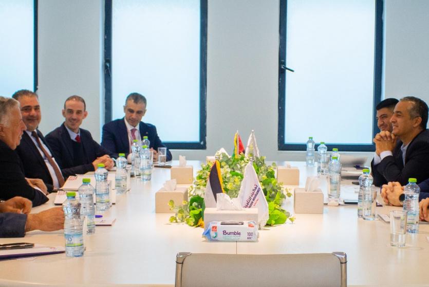 شركة تمكين للتأمين تستقبل وفداً من شركة Ooredoo في مقرها العام