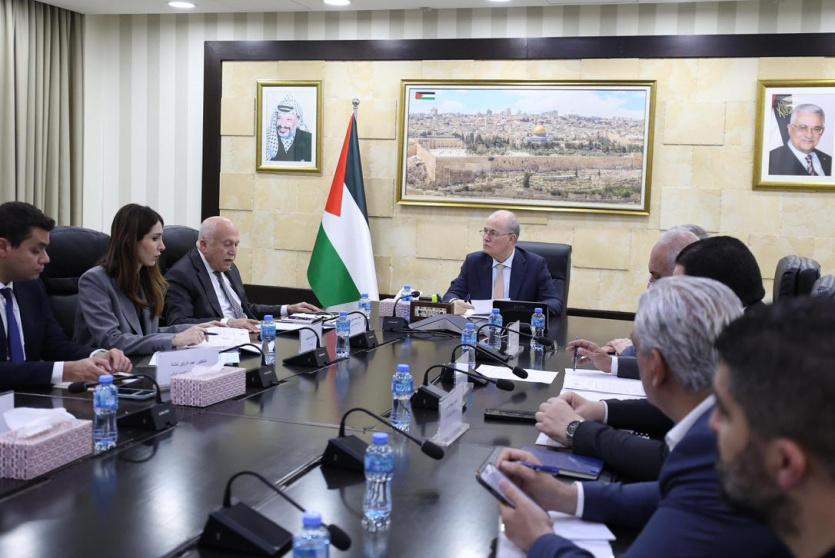 مصطفى يترأس اجتماعا للجنة التنمية الاقتصادية الوزارية الدائمة