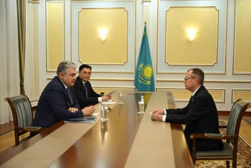 أبو زيد يبحث مع وزير خارجية كازاخستان تطورات الأوضاع في الأراضي الفلسطينية