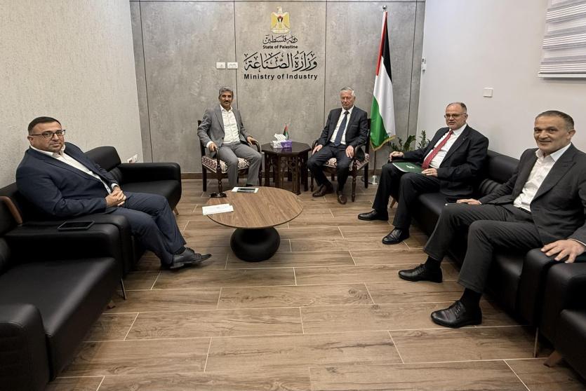 خلال اللقاء 