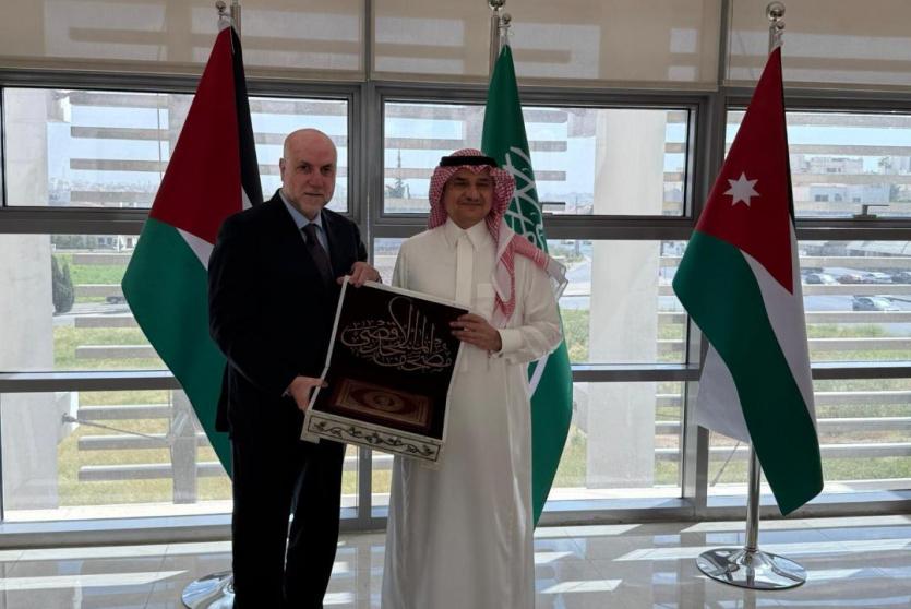 الهباش يبحث مع السفير السعودي تطورات الأوضاع في الأراضي الفلسطينية