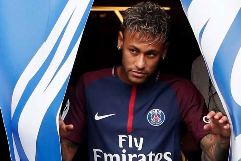 "يويفا" تفتح تحقيقا بصفقات سان جيرمان الصيفية